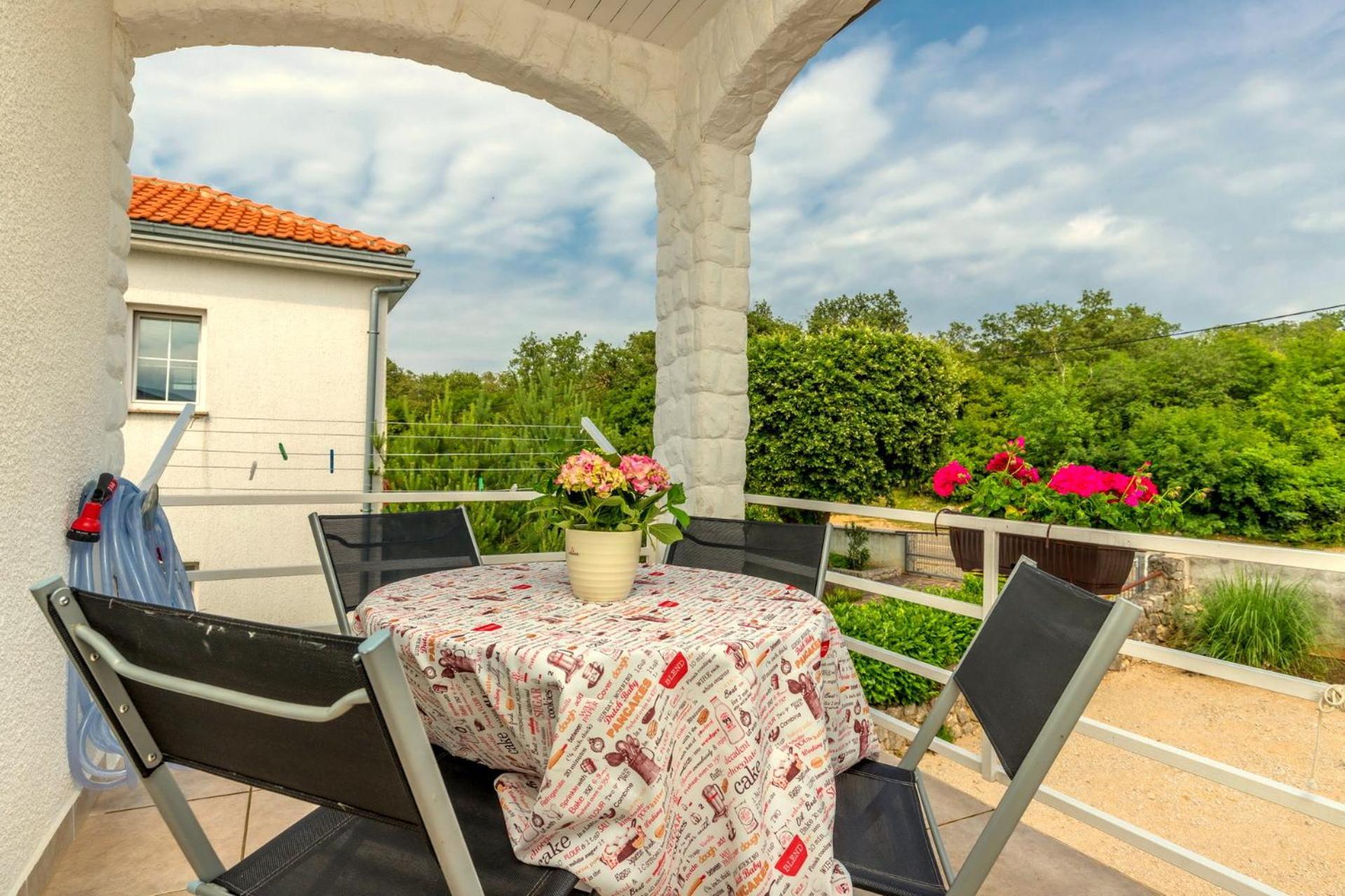 Apartments Kremenici Malinska Kültér fotó