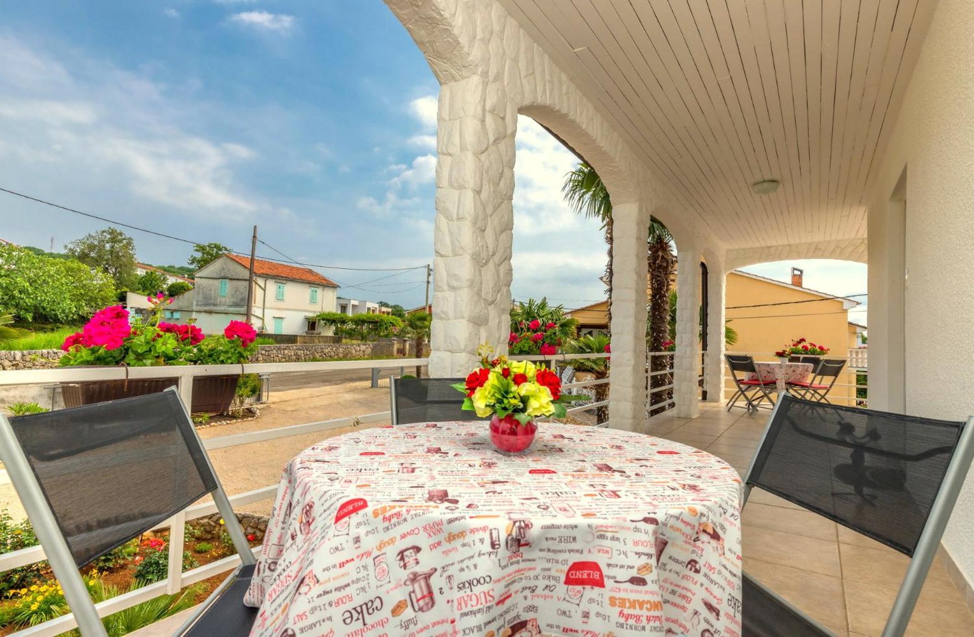 Apartments Kremenici Malinska Kültér fotó