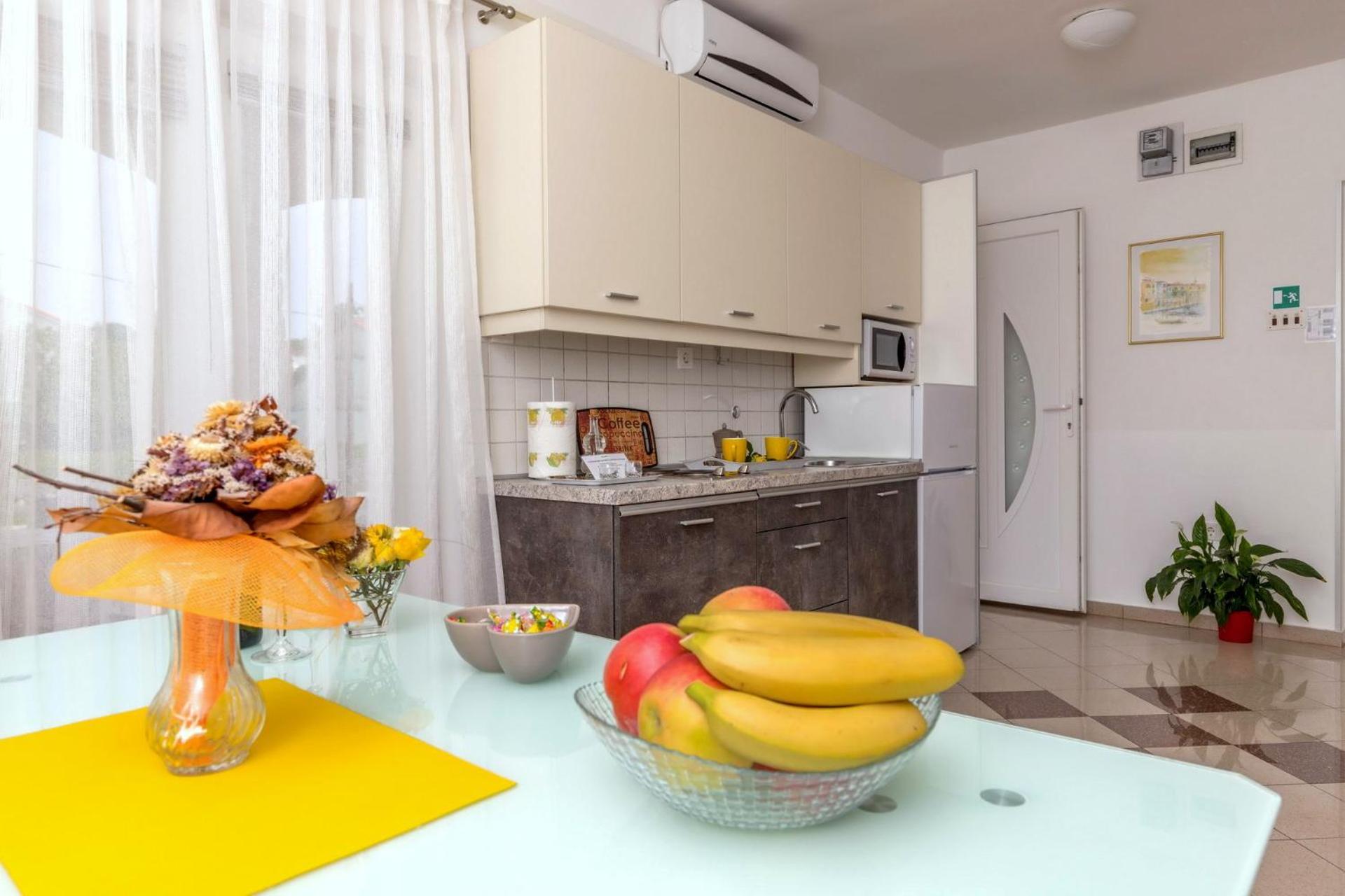 Apartments Kremenici Malinska Kültér fotó